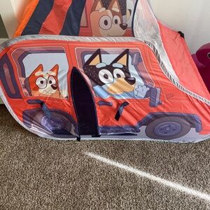 Bluey play tent car